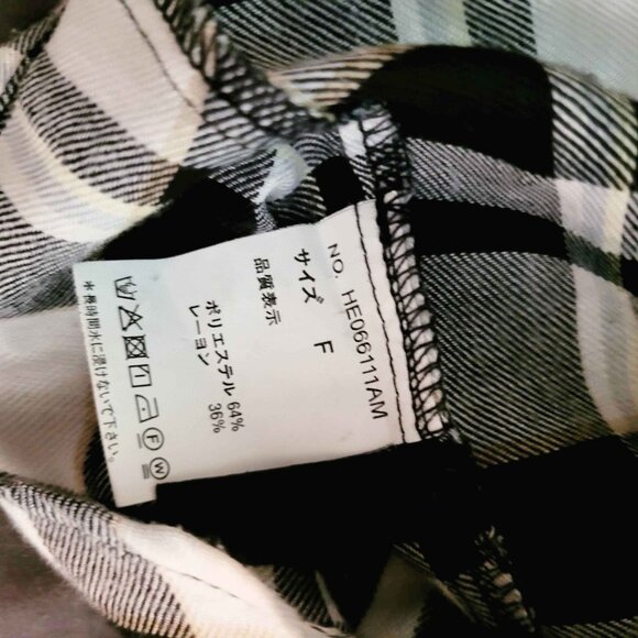 (sold) Heather ヘザー Shirt in Black Check - Picture 8 of 8